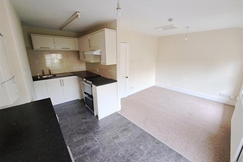 2 bedroom apartment to rent - The Cock, Salop Road, Welshpool