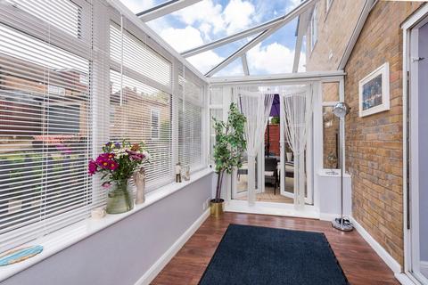 1b Totnes Road, Welling, DA16 1BU