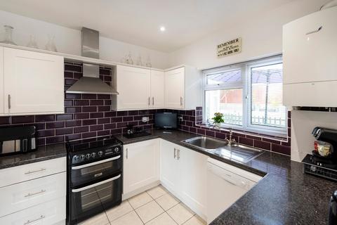 1b Totnes Road, Welling, DA16 1BU