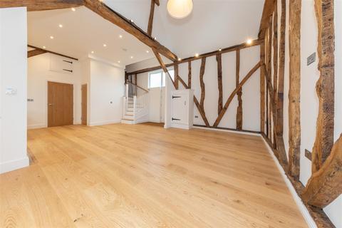 3 bedroom barn conversion for sale, The Lane, Tebworth