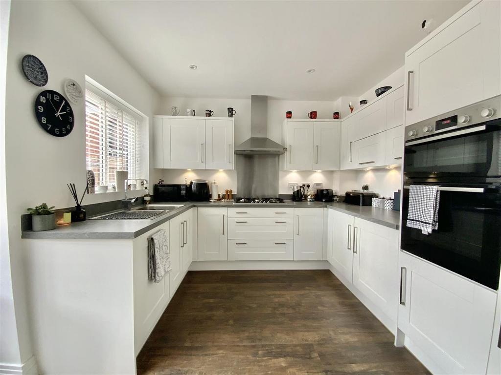 Kitchen/ Dining/ Family Room