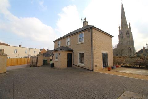 3 bedroom detached house for sale, Market Place, Whittlesey, Peterborough