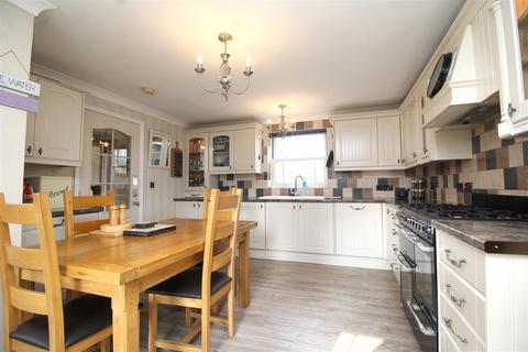 3 bedroom detached house for sale, Market Place, Whittlesey, Peterborough