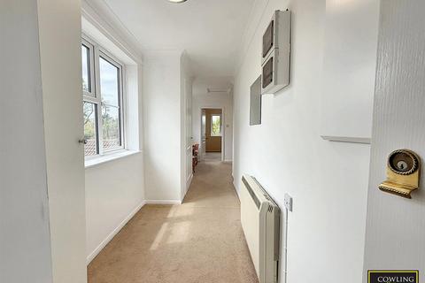 1 bedroom retirement property for sale, Sycamore Court, Stilemans, Wickford