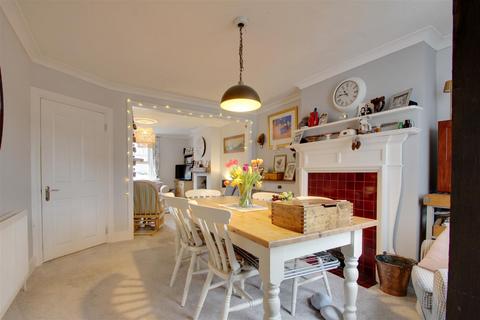 3 bedroom end of terrace house for sale, Anglesea Street, Worthing
