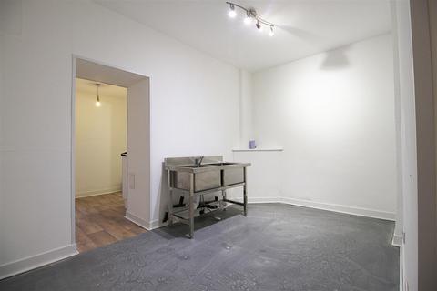 Property to rent, Walker Street, Manchester M34