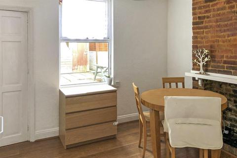 1 bedroom flat to rent, West Street, Aylesbury HP19