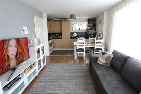 2 bedroom flat for sale, Forty Lane, Wembley