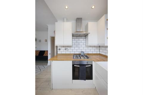 1 bedroom apartment for sale, Wilson Road, Camberwell, SE5
