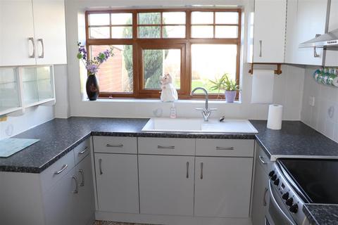 3 Berry Crescent, Walsall, WS5 4DZ