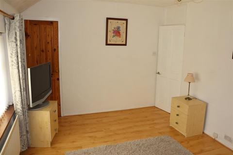 3 Berry Crescent, Walsall, WS5 4DZ