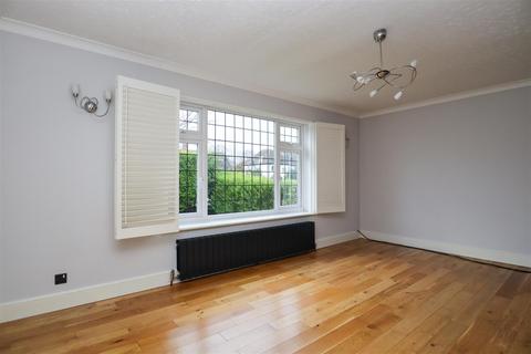 3 bedroom house for sale, Warwick Road, Bexhill-On-Sea