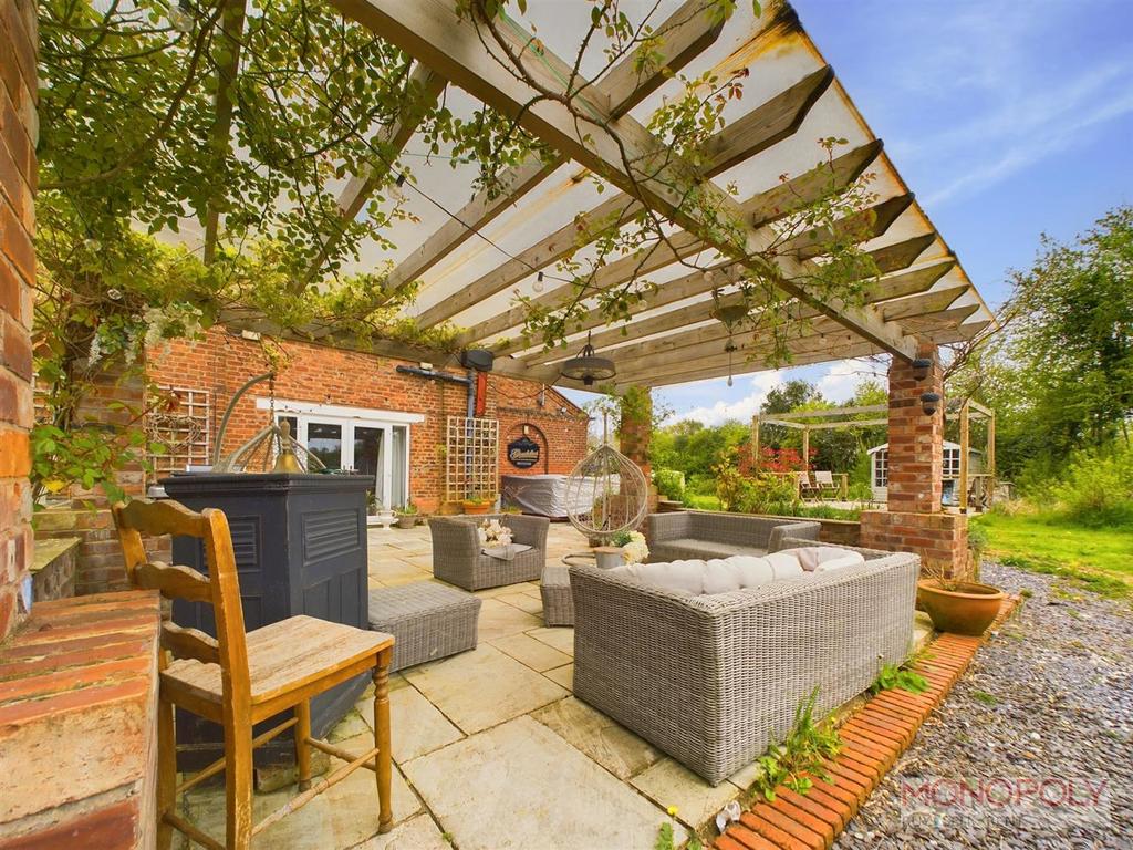 CAM03815 G0-PR0020-STILL012.jpg