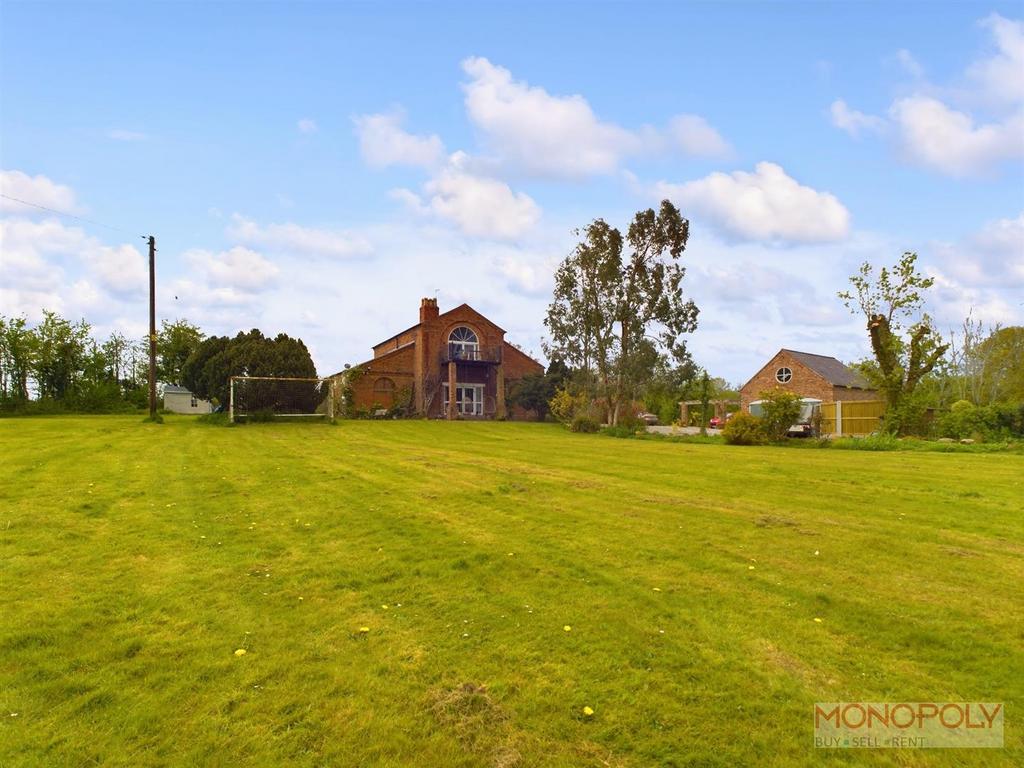 CAM03815 G0-PR0020-STILL006.jpg