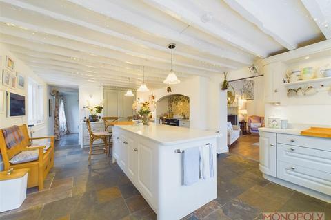 5 bedroom detached house for sale, Erlas Lane, Wrexham