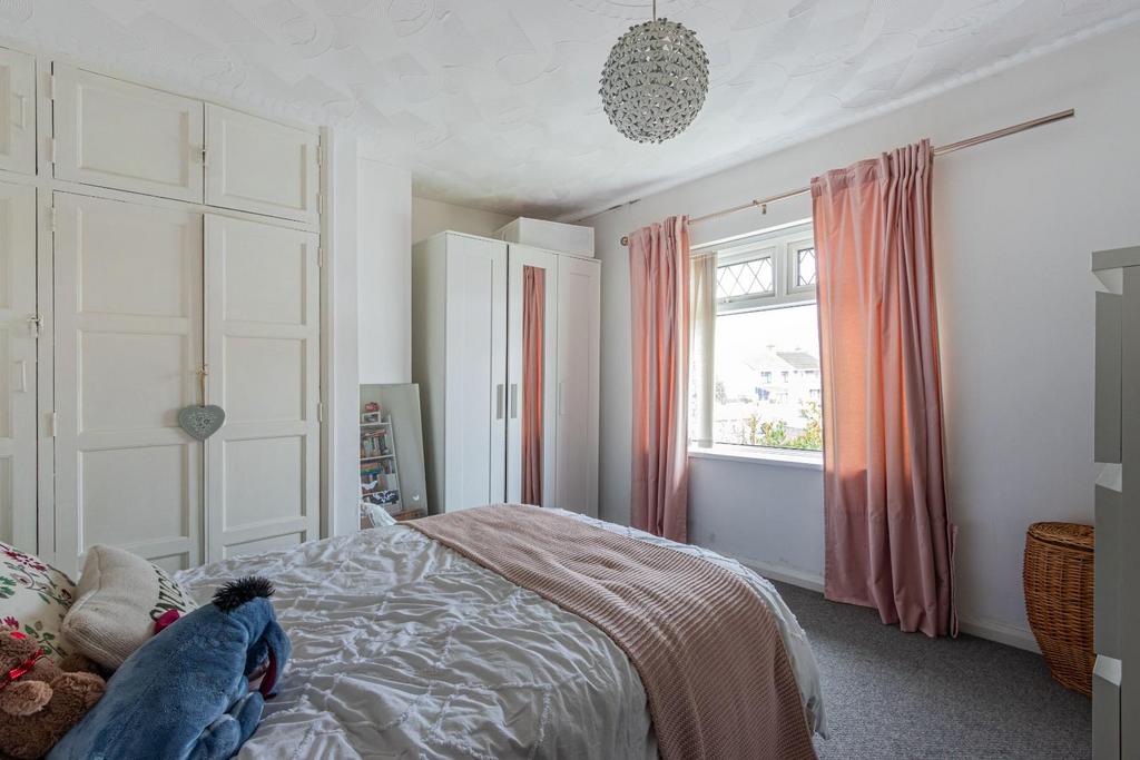 Laburnum Way 49-4.jpg