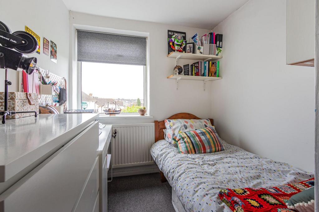 Laburnum Way 49-10.jpg