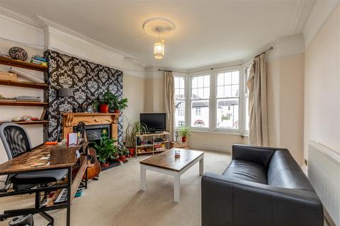 3 bedroom flat for sale, Linden Road, Bristol BS6