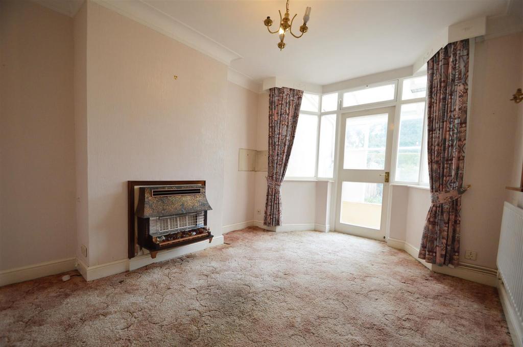 Dining Room.jpg