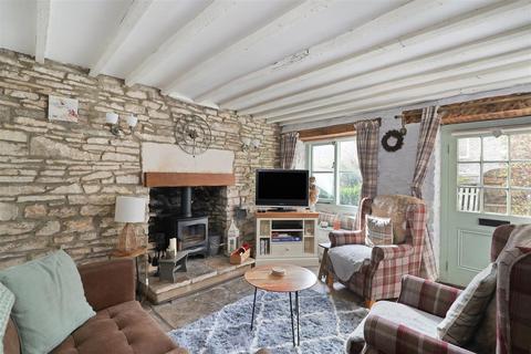 3 bedroom cottage for sale, West End, Minchinhampton, Stroud