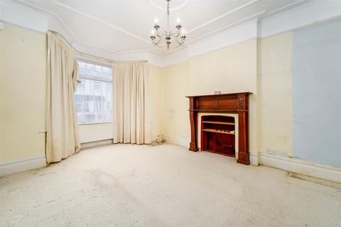 3 bedroom semi-detached house for sale, Creighton Road, Ealing, W5