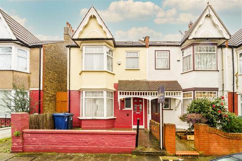 13 Creighton Road, London, W5 4SH