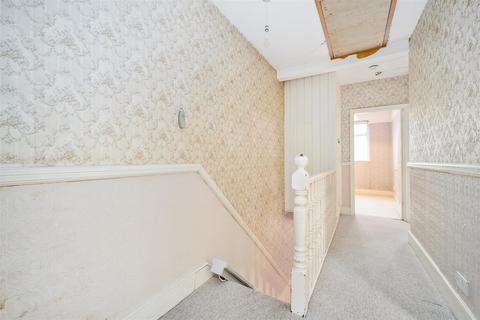 13 Creighton Road, London, W5 4SH