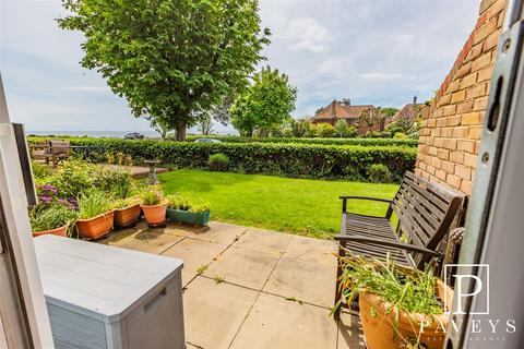 1 bedroom flat for sale, The Esplanade, Frinton-On-Sea