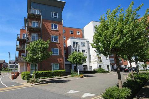2 bedroom apartment to rent - Avenel Way, Poole