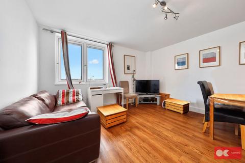1 bedroom flat for sale, Commercial Road, Aldgate E1