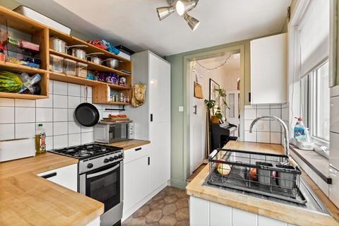 4 Penfold Road, Folkestone, CT19 6DG