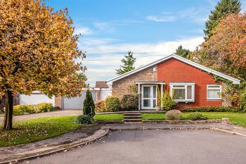 4 bedroom bungalow for sale, The Brindles, Banstead