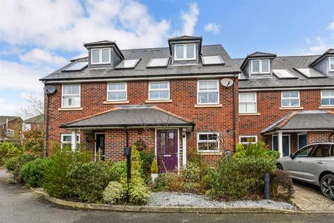 3 bedroom townhouse for sale, Woodcroft Mews, Station Road, Petersfield