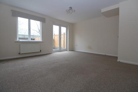 3 bedroom end of terrace house to rent - Brunel Drive, Biggleswade, SG18