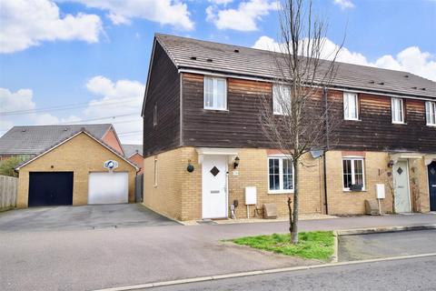 3 bedroom end of terrace house for sale, Theedway, Roman Gate, Leighton Buzzard, LU7 9RP