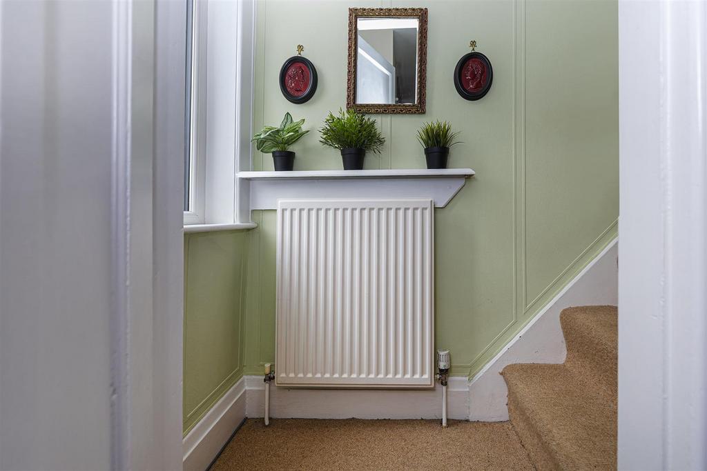 Bramleys Estate Agents - Beaumont Park - Woodside