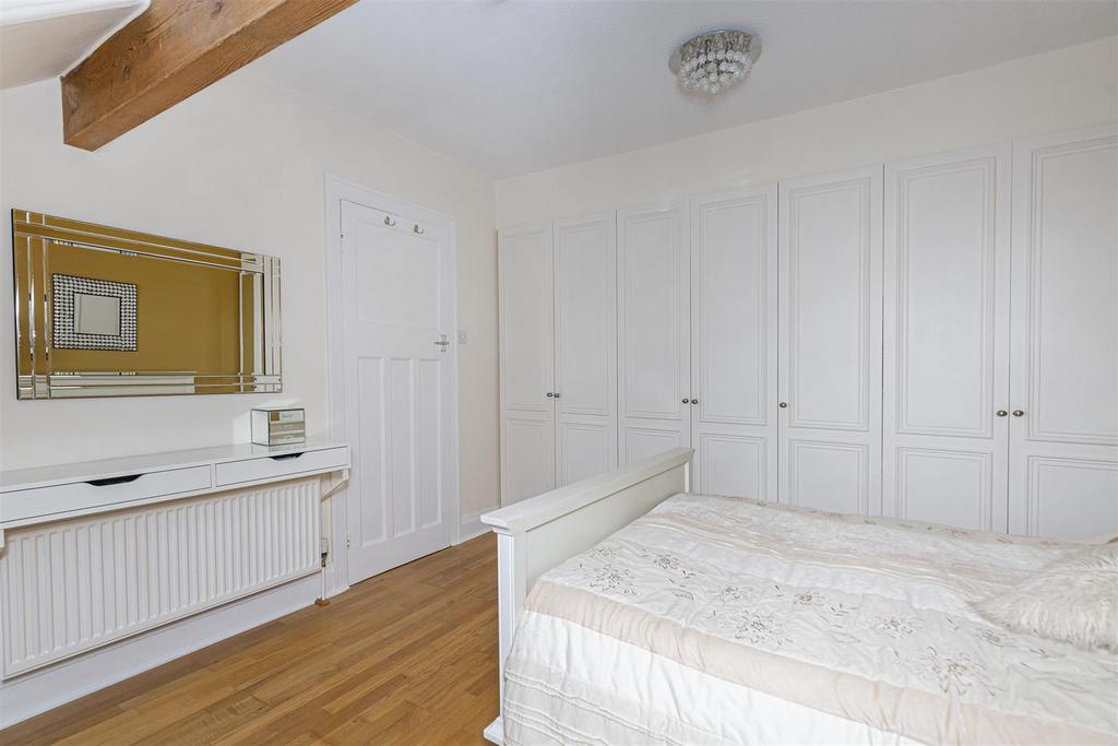 Bramleys Estate Agents - Beaumont Park - Woodside