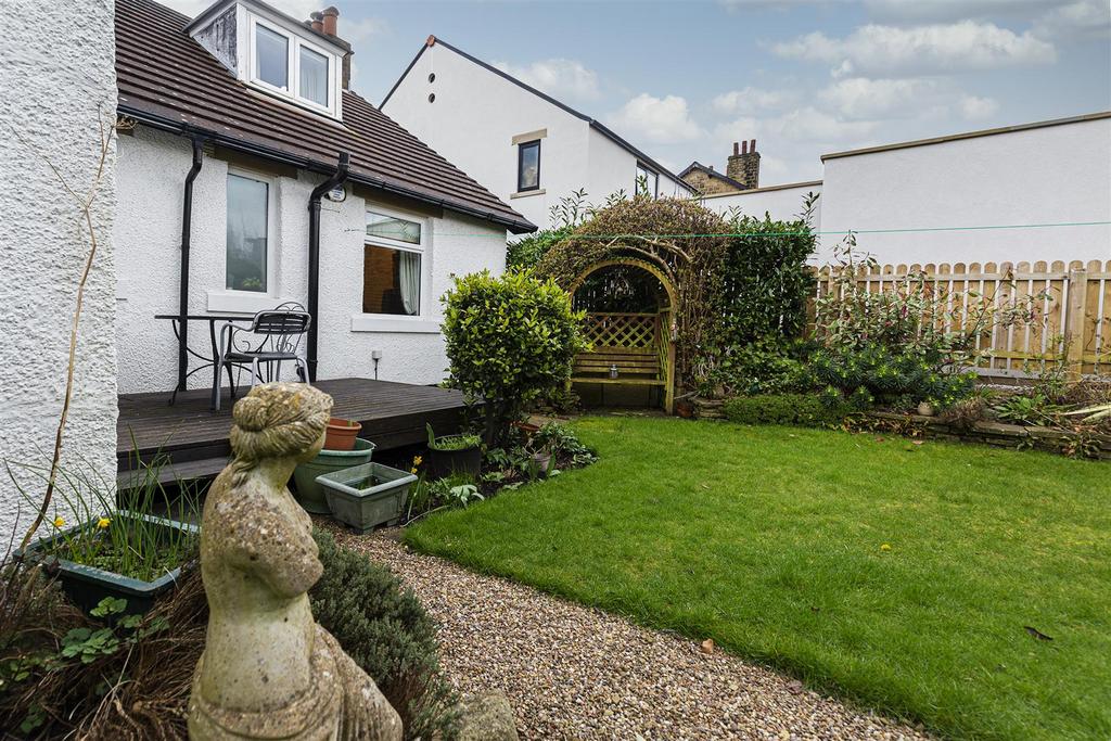 Bramleys Estate Agents - Beaumont Park - Woodside