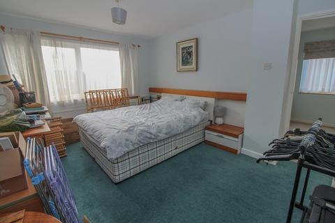 16 Birchmead, Gamlingay, Sandy, SG19 3ND