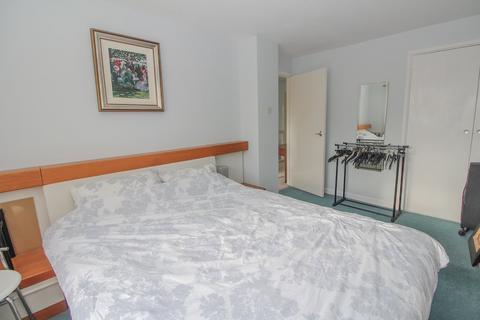 16 Birchmead, Gamlingay, Sandy, SG19 3ND
