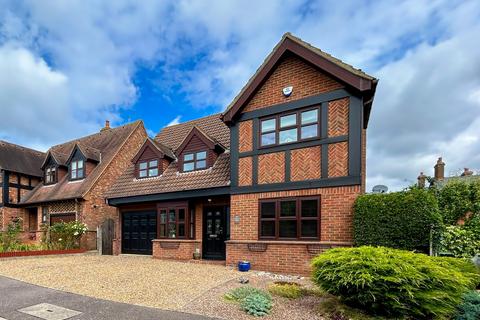 1 Bentley Close, Langford, Biggleswade, SG18 9DZ
