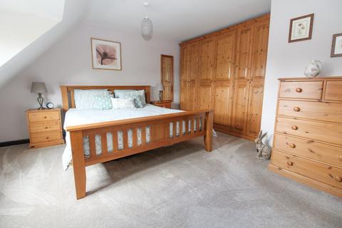 1 Bentley Close, Langford, Biggleswade, SG18 9DZ