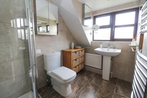 1 Bentley Close, Langford, Biggleswade, SG18 9DZ