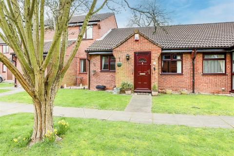 2 bedroom terraced bungalow for sale, Brookdale Court, Sherwood Dales NG5