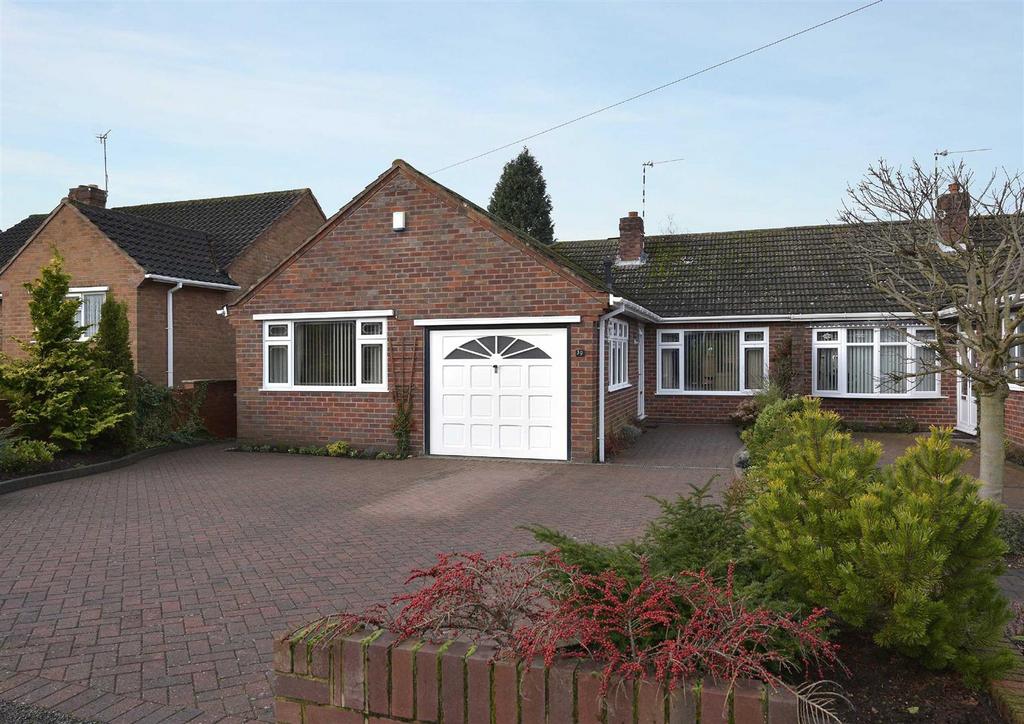 Hungerford Road, Norton, Stourbridge 3 bed semidetached bungalow £