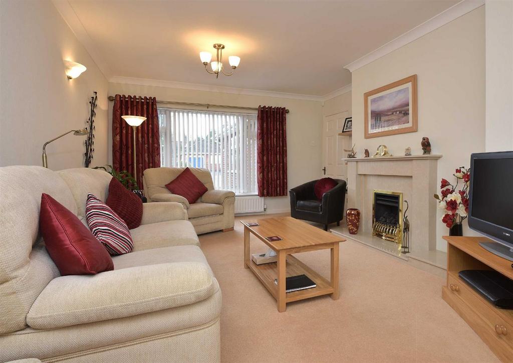 Hungerford Road, Norton, Stourbridge 3 bed semidetached bungalow £