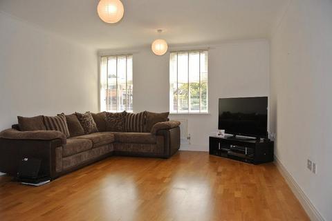 1 bedroom apartment to rent, Baker Street, Weybridge KT13