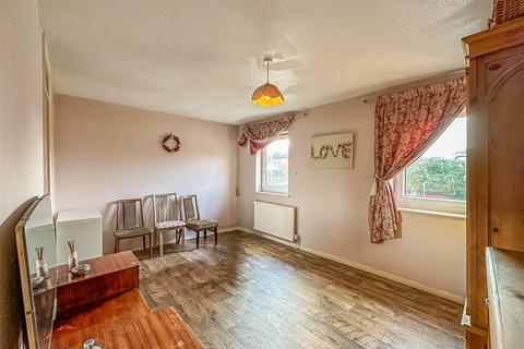 14 Buckingham Road, Hockley, SS5 4UE