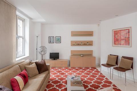1 bedroom flat for sale, The Spur, London EC1A