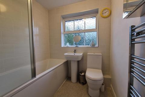 35 Bach Mill Drive, Birmingham, B28 0XN